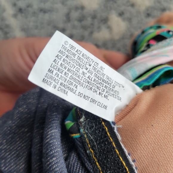 Vintage Treasure Troll doll with a gem belly button - Picture 6 of 12